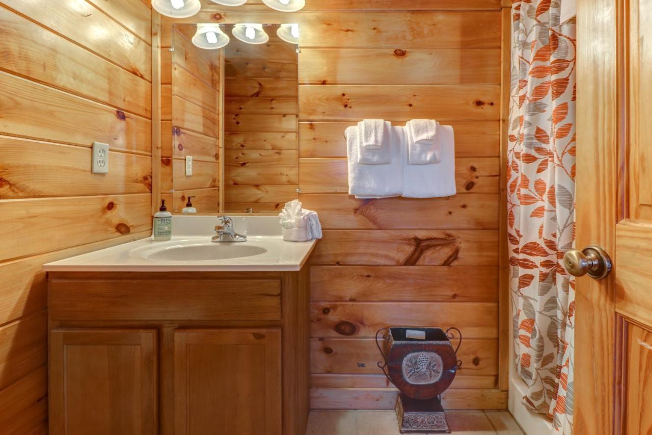 Peaceful Setting Cabin Villa Пиджен Фордж Екстериор снимка