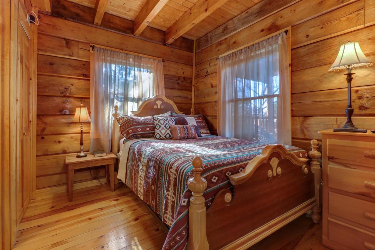 Peaceful Setting Cabin Villa Пиджен Фордж Екстериор снимка