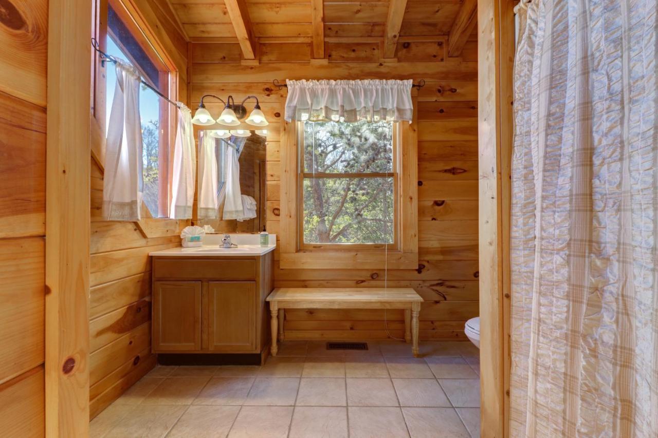 Peaceful Setting Cabin Villa Пиджен Фордж Екстериор снимка
